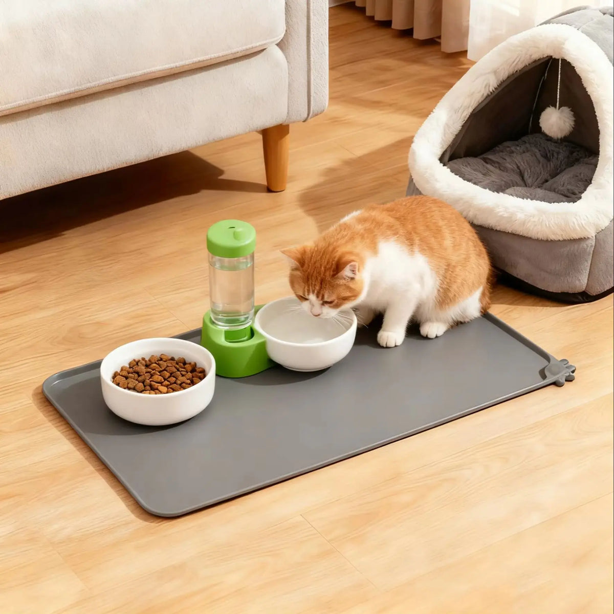Pet Food & Water Bowl Mat, Durable Silicone Feeding Pad for Indoor/Outdoor Use, Anti-Skid, Washable, Fits Large Breed Dogs & Cats