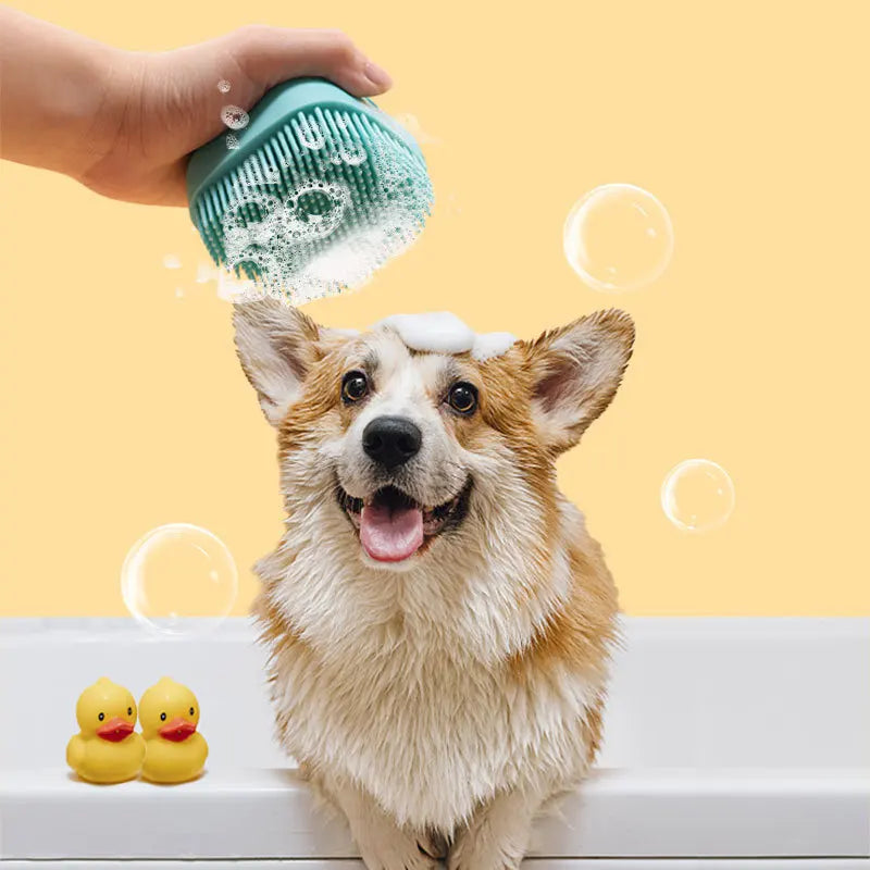 Pet Bath Massage Brush with Shampoo Container, Soft Silicone Bristles for Dogs Cats, Portable Grooming Tool for Deep Cleaning And Relaxation