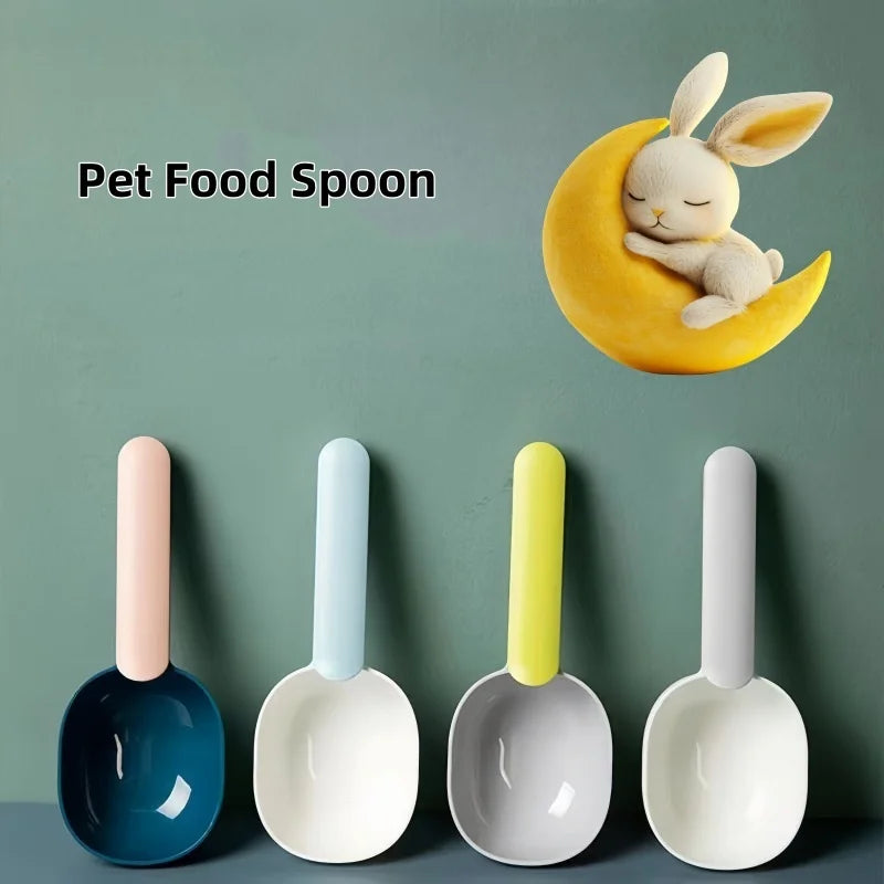 Multifunctional Pet Food Shovel Spoon with Sealed Bag Clip Creative Measuring Cup Curved Design Easy to Clean for Dogs And Cats
