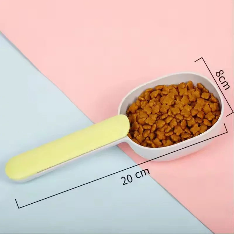 Pet Food Scoop with Bag-Sealing Clip