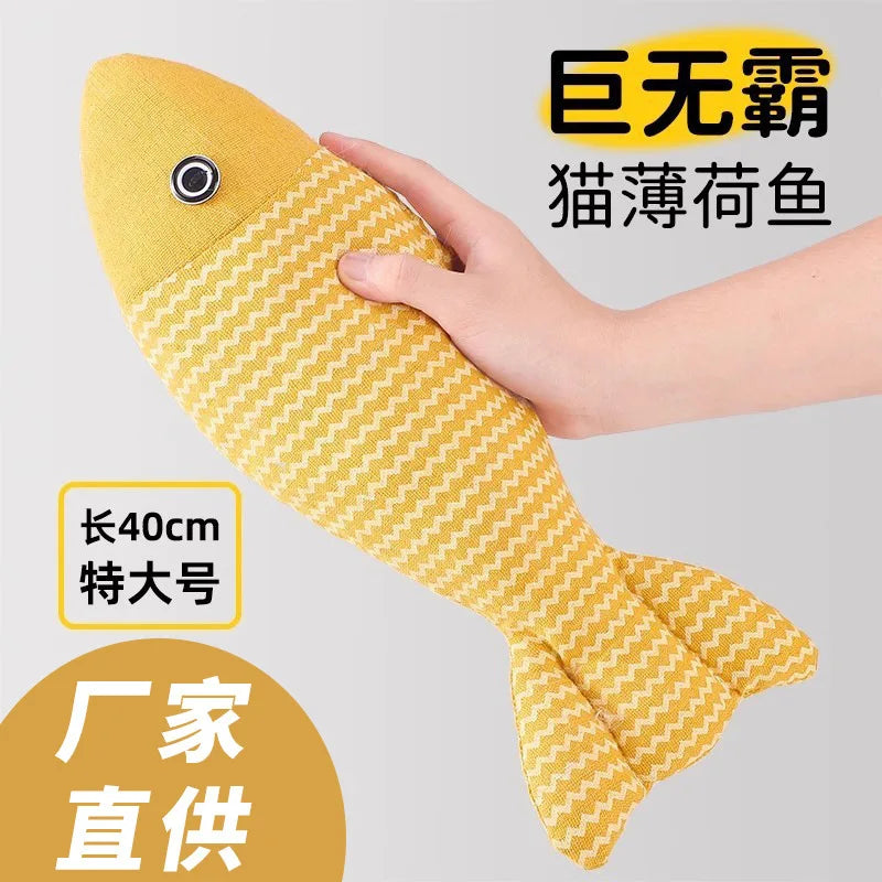 Cat toy, self-amusing kitten teaser wand to stave off boredom, catnip-scented simulated fish, kitten teething aid—pet cat access
