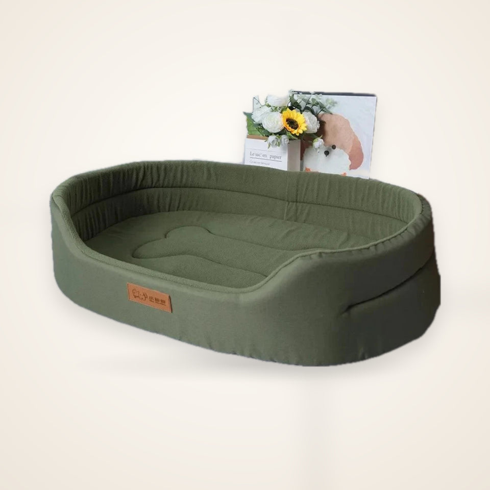 Fluffy Winter Bed & Mat for Dogs and Cats – studio photo