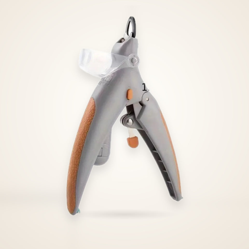 Pet Nail Clipper with Optional LED Light – studio photo