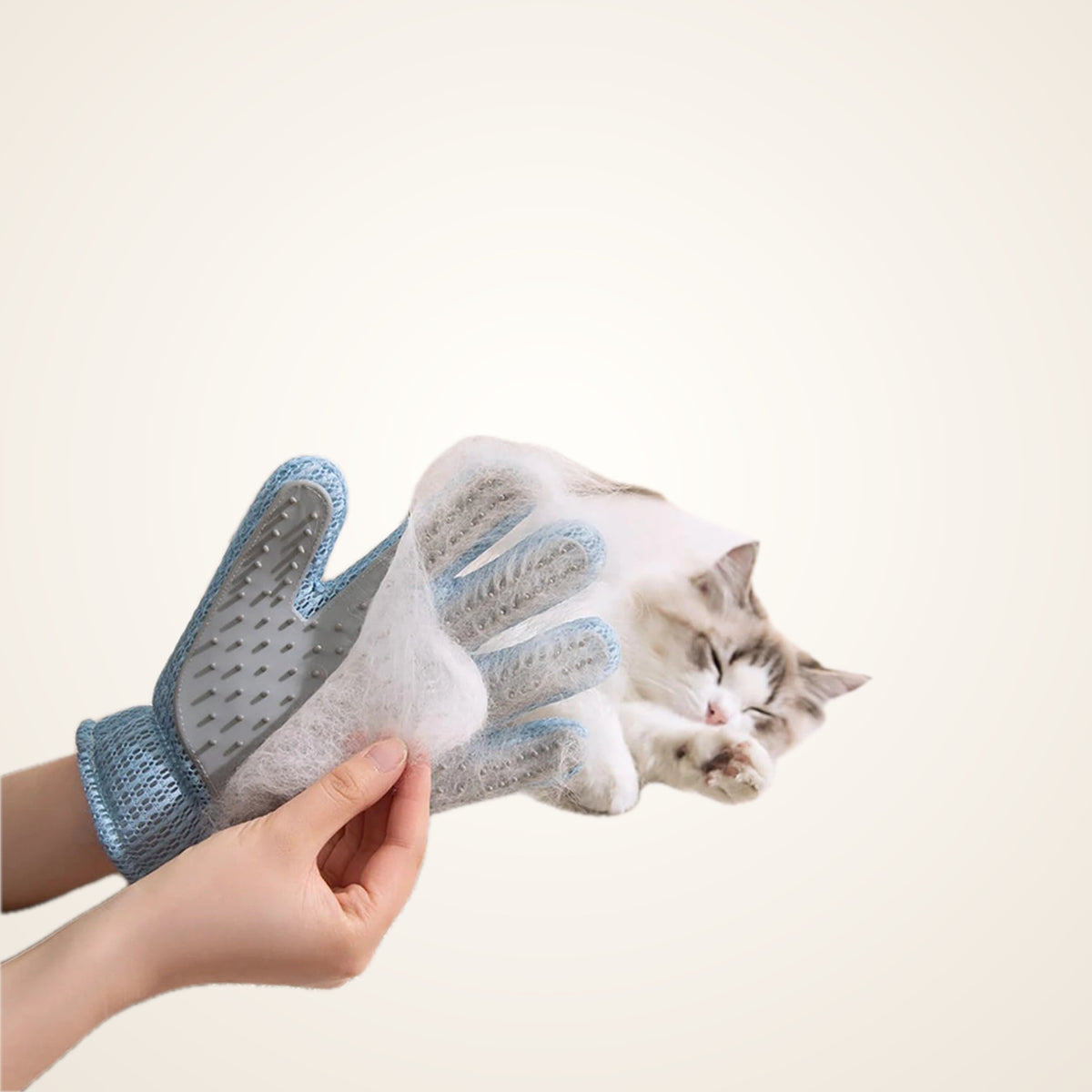 Double-Sided Pet Grooming & Deshedding Glove – studio photo