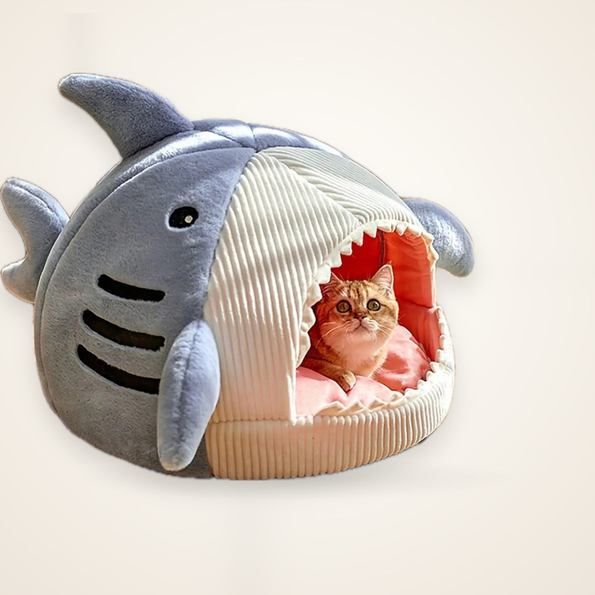 Shark-Shaped Cozy Bed for Dogs & Cats – studio photo